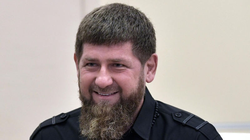Кадыров предложил не желающим "жить под знаменем ЛГБТ" поучаствовать в СВО