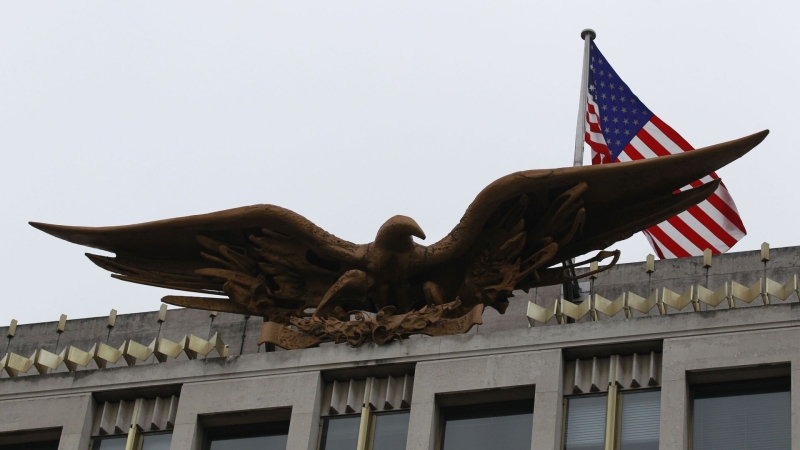 Посольство США в Лондоне возобновило работу после эвакуации