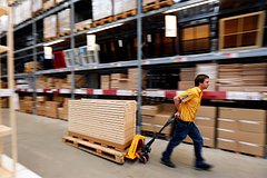 Масштабные поставки товаров IKEA в Россию прекратились