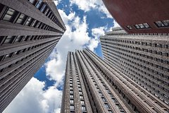 В Москве стали продавать почти вдвое больше новостроек