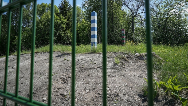 В Финляндии придумали, как укрепить "садовый заборчик" на границе с Россией