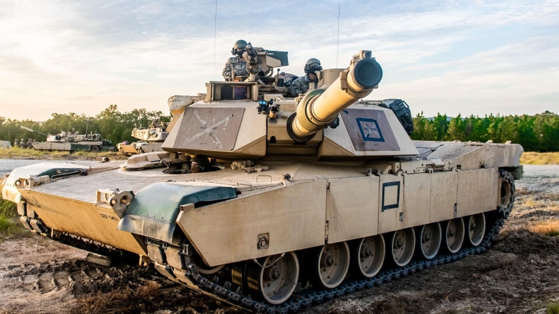 Киев получит первые танки Abrams в середине сентября, пишут СМИ