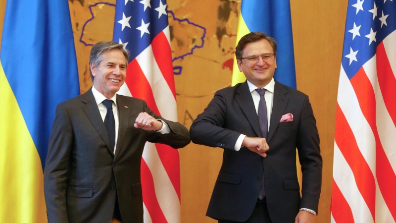 "Уничтожение": в США рассказали, как Блинкен публично обманул Кулебу