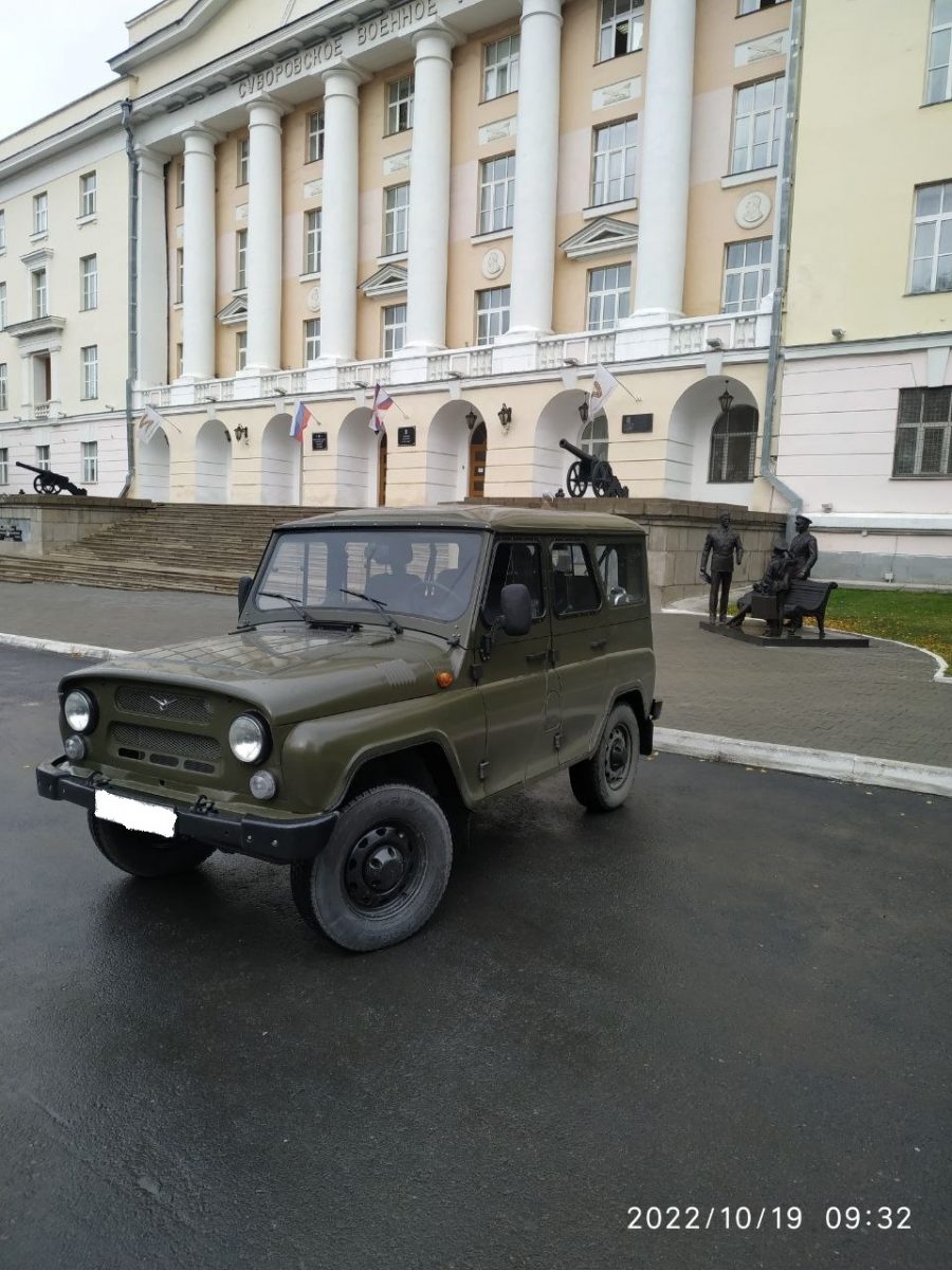 УАЗик для связистов "Призрака" прибыл из Екатеринбурга: все подробности