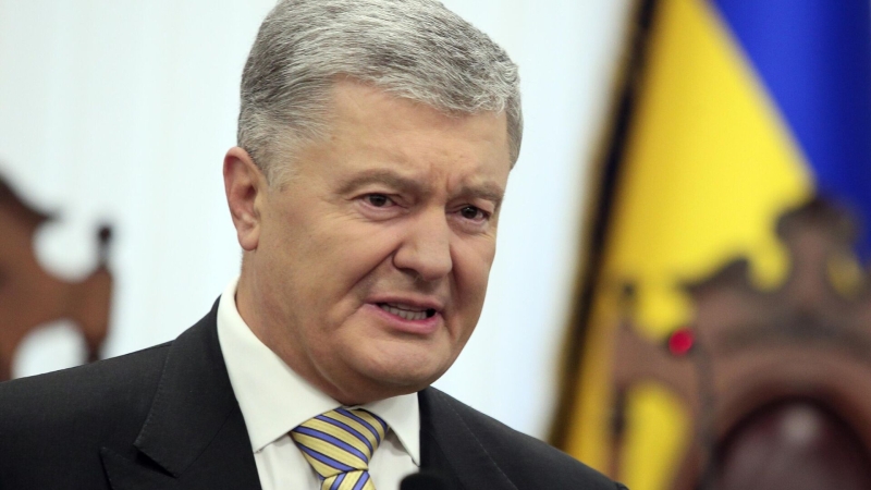 Порошенко предложил НАТО применить урок холодной войны к Украине