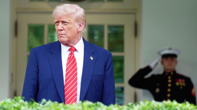 Американцы поддерживают иммиграционную политику Трампа, сообщили CBS