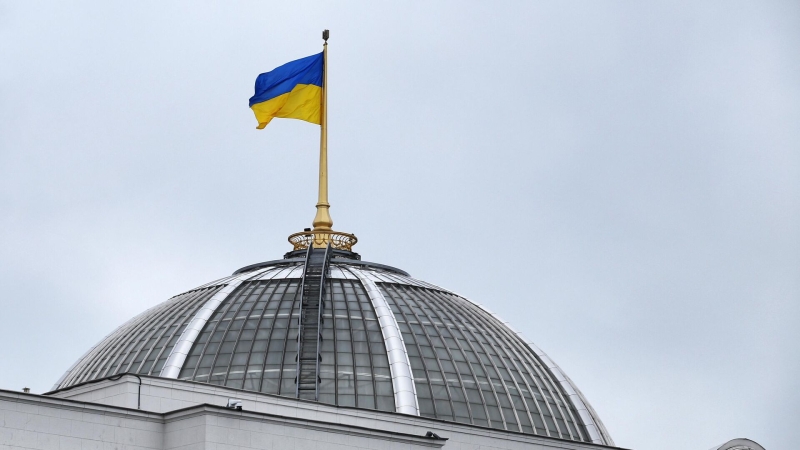 Граждане Украины до 22 лет покидают страну, заявили в погранслужбе