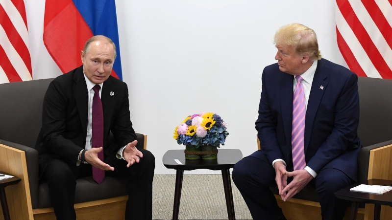 На Аляске рассказали о подготовке к встрече Путина и Трампа